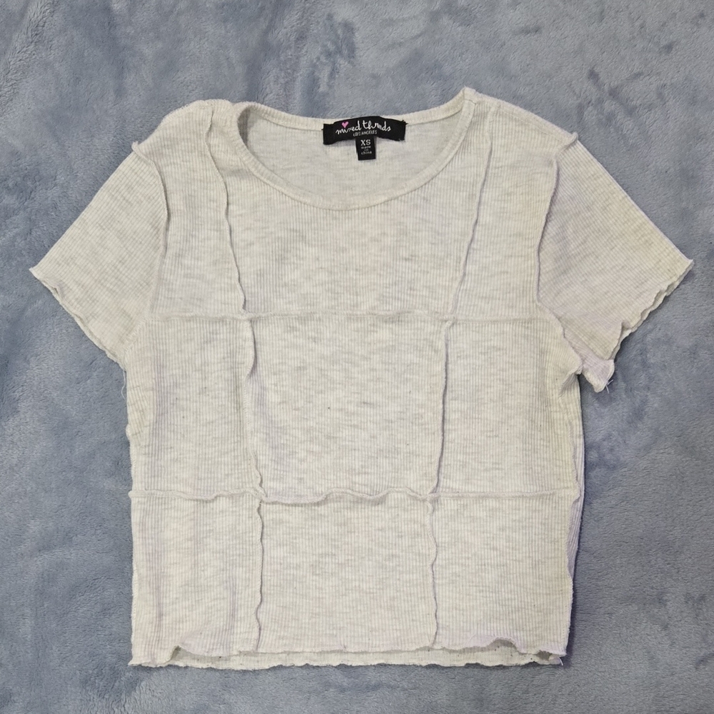 White Boxy Crop T-Shirt with Short Sleeves